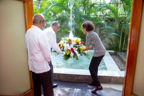 gerbe ceremonie mausolee uniq